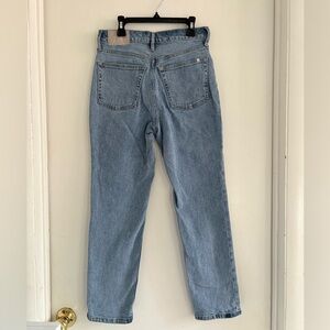 Everlane Women's Straight Leg Jeans in Blue 
size 24